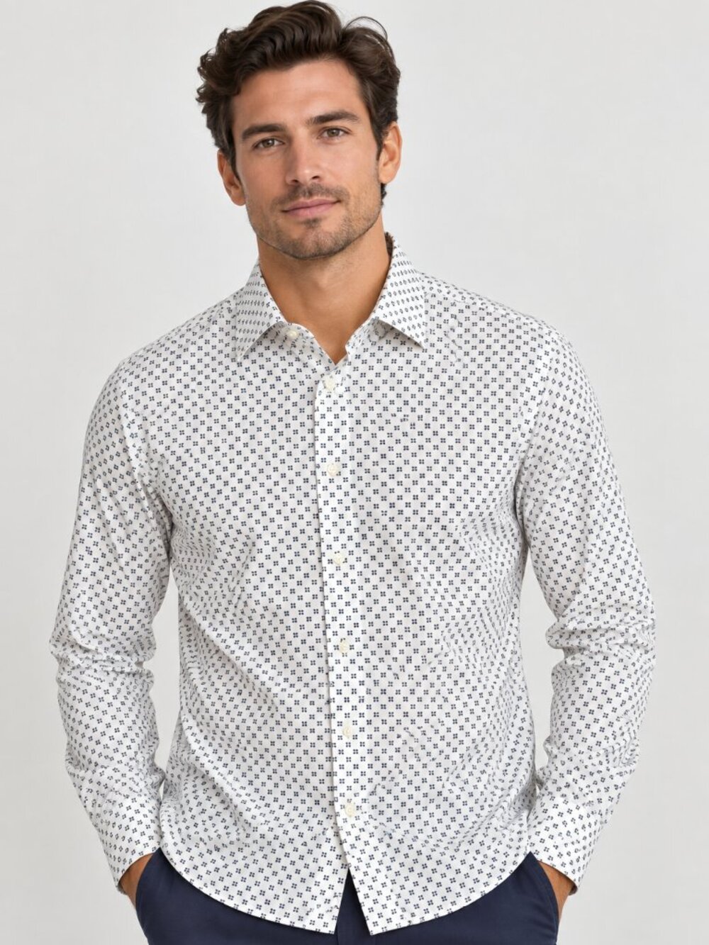 Perry Ellis Portfolio Men’s White Blue/Black Geometric Button Down Shirt Small